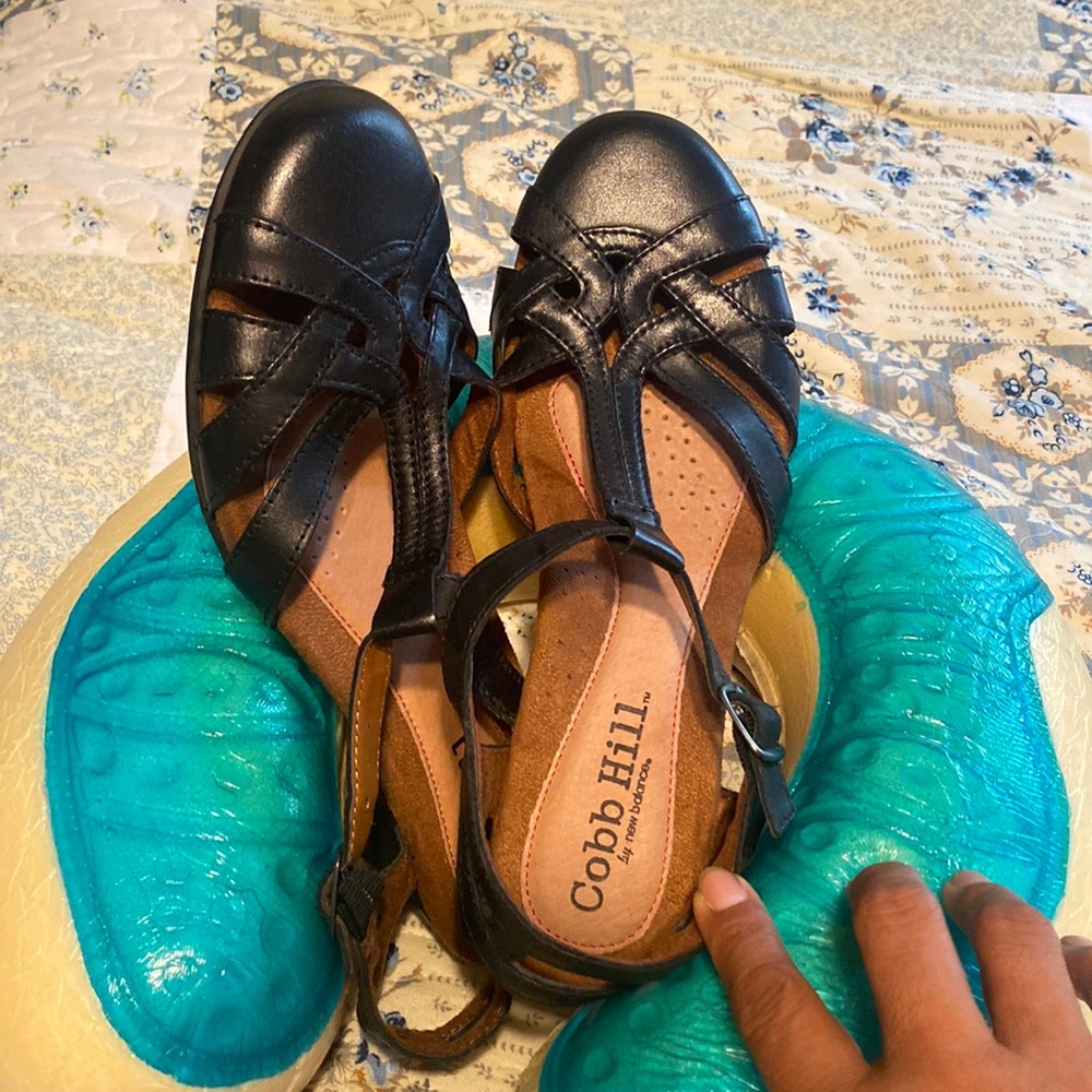 Sandals cobb hill 8W NEW